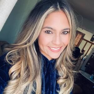 Meet your Posher, Daphne